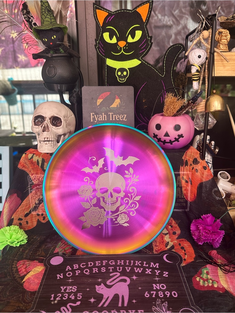Iridescent Skull & Roses Ritual Plate – Large 8” Altar Tray